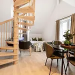 New! Well Eqipped Three Bedroom Penthouse!